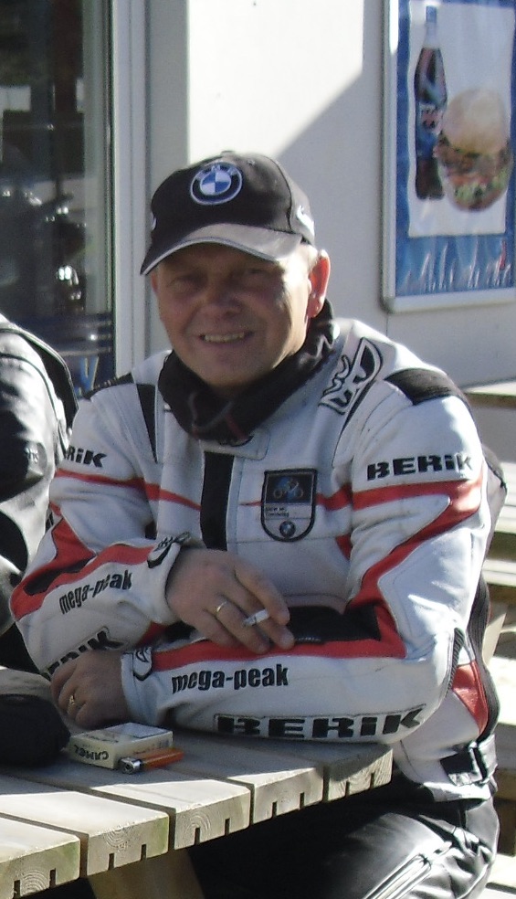 Rolf Konrad Husby style=